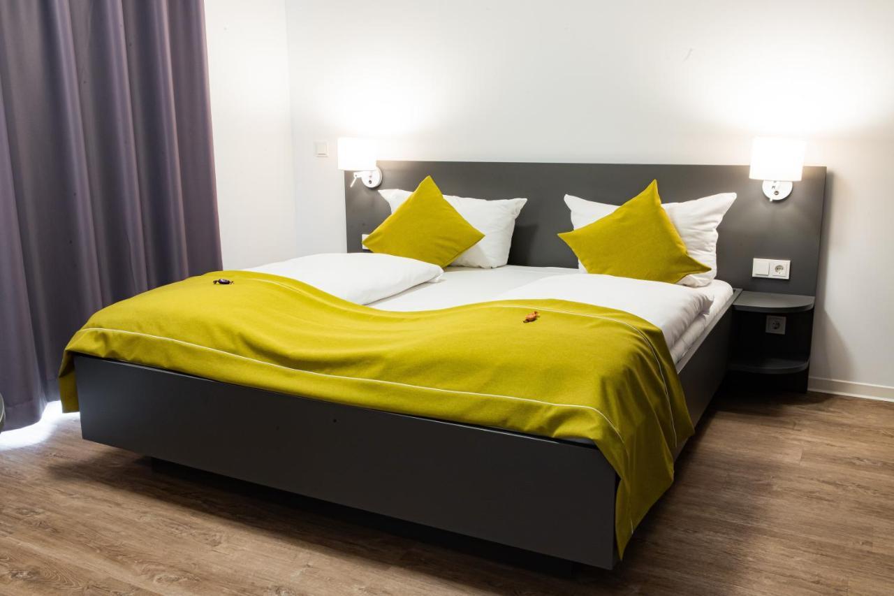 Elb Boardinghouse Restaurant Magdeburg